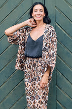 Load image into Gallery viewer, Carolina - Nina Cape - Mocha Color Front View