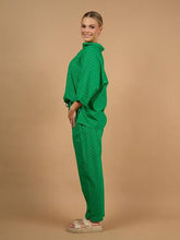 Load image into Gallery viewer, Collectivo - Arden Top - Green Schiffli colour side shot