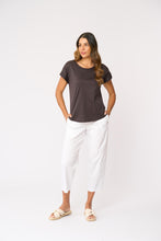 Load image into Gallery viewer, Foil - Clean Queen Top - Sable colour front shot