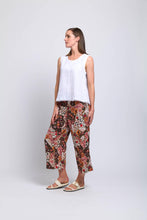 Load image into Gallery viewer, Foil - Fringe Benefits Shell in White colour front shot