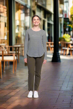 Load image into Gallery viewer, Foil - Full Monty Trapeze Trouser - Hunter colour front shot