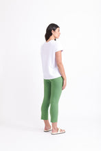 Load image into Gallery viewer, Foil - Fuss Free Capri in Apple colour side shot