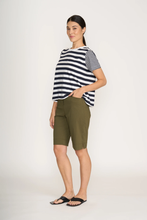 Load image into Gallery viewer, Foil - Tee Off Short - Kelp colour side shot