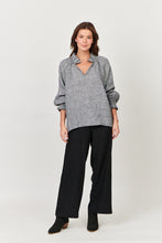 Load image into Gallery viewer, Naturals by O&J Linen Long Sleeve, Ruffle Collar Top Pepper Color Front View