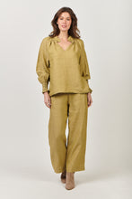 Load image into Gallery viewer, Naturals by O&J Linen Long Sleeve, Ruffle Collar Top Peridot Color Front View