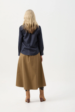 Load image into Gallery viewer, Goondiwindi Cotton - Casual Polished Cotton Shirt -Parisian Night colour back shot