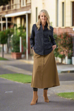 Load image into Gallery viewer, Goondiwindi Cotton - Casual Polished Cotton Shirt -Parisian Night colour front shot