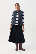 Load image into Gallery viewer, Goondiwindi Cotton - Longline Quilted Vest Navy - Navy colour front shot
