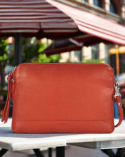 Load image into Gallery viewer, Holly - Leather Crossbody Purse 2 in 1 in Red colour