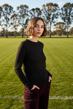 Load image into Gallery viewer, Knewe Label - Hero Top - Black colour front shot