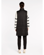 Load image into Gallery viewer, Marco Polo - Reversible Showerproof Vest - Black/Ivory colour back shot