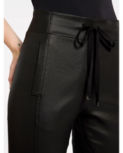 Load image into Gallery viewer, Marco Polo - Wax Coated Jean - Black colour front closed up shot