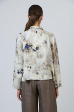 Load image into Gallery viewer, Naturals O&J Button Down Top Emperador colour back shot