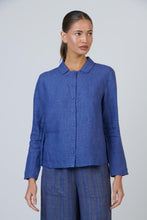 Load image into Gallery viewer, Naturals O&J Button Down Top Placid colour front shot