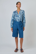 Load image into Gallery viewer, Naturals by O&J Belted Bermuda Shorts Chambray colour front shot