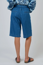Load image into Gallery viewer, Naturals by O&J Belted Bermuda Shorts Chambray colour back shot
