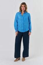 Load image into Gallery viewer, Naturals by O&J Button-Through Top Skylight colour front shot