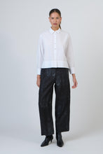 Load image into Gallery viewer, Naturals by O&J Button-Through Top White colour front shot