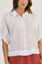 Load image into Gallery viewer, Naturals by O&J Button Up Shirt White colour front closed up shot