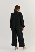 Load image into Gallery viewer, Naturals by O&J Linen Blazer Black colour back shot
