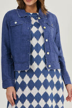 Load image into Gallery viewer, Naturals by O&J Linen Jacket Delta colour front closed up shot