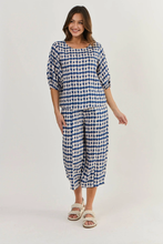 Load image into Gallery viewer, Naturals by O&J Linen Pants Delta Bolt Colour front shot