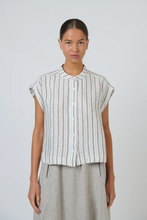 Load image into Gallery viewer, Naturals by O&J Linen Top Travertine colour front shot