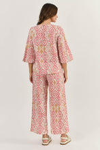 Load image into Gallery viewer, Naturals by O&J Mid Sleeve Linen Top Ikat colour back shot