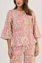Load image into Gallery viewer, Naturals by O&J Mid Sleeve Linen Top Ikat colour front closed up shot