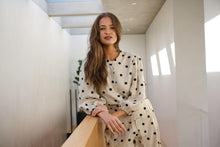 Load image into Gallery viewer, Naturals by O&J Puffed Sleeves Top Poppy Seed colour front shot
