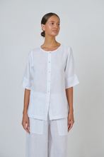 Load image into Gallery viewer, Naturals by O&J Relaxed-Fit Linen Top White colour front shot
