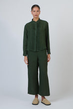 Load image into Gallery viewer, Naturals by O&J Relaxed Linen Top Myrtle colour front shot