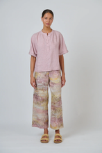 Load image into Gallery viewer, Naturals by O&J Short Sleeves Linen Top Radish colour front shot
