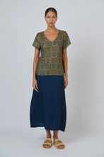 Load image into Gallery viewer, Naturals by O&J V Neck Top Motif colour front shot