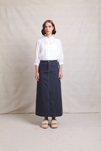 Load image into Gallery viewer, Neris - Art Space Top - White colour front shot