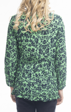 Load image into Gallery viewer, Orientique Rigoletto Boho Top Back Closed up