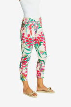 Load image into Gallery viewer, Ping Pong - Delphine Capri Pant side shot