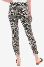 Load image into Gallery viewer, Ping Pong 7/8 Zebra Ikat Print Pant back shot