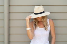 Load image into Gallery viewer, Roy - Panama in Cream colour