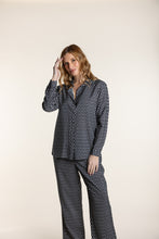 Load image into Gallery viewer, Two-T's Geo Print Shirt Front View