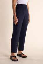Load image into Gallery viewer, Two-T's - Linen 7/8 Pant in Navy colour side shot