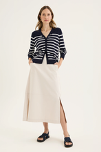 Load image into Gallery viewer, Yarra Trail - Accession Cardi - Navy/ White colour front shot