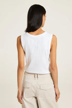 Load image into Gallery viewer, Yarra Trail - Bay Tank in White colour back shot