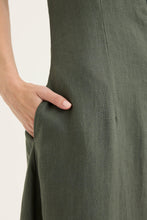 Load image into Gallery viewer, Yarra Trail - Bodhi Dress - Nori colour front closed up shot