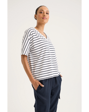 Load image into Gallery viewer, Yarra Trail - Carbon Stripe - White/ Navy colour side shot