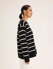 Load image into Gallery viewer, Yarra Trail - Infinity Sweat - Ecru/ Black colour side shot