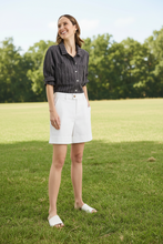 Load image into Gallery viewer, Yarra Trail - Nova Short - White colour side shot