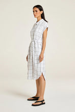 Load image into Gallery viewer, Yarra Trail - Sentosa Dress in Black/White colour side shot