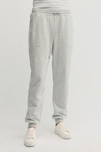 Load image into Gallery viewer, Yarra Trail - Stirling Sweatpant - Silver Marle colour front shot