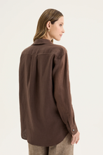 Load image into Gallery viewer, Yarra Trail - Tirari Shirt - Espresso colour back shot